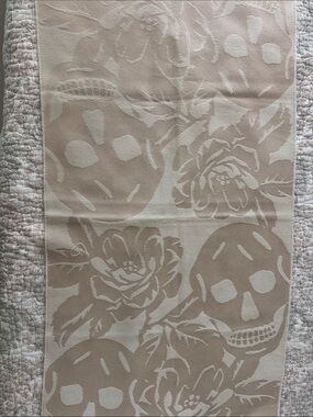 Floral Skull Jacquard Runner in Blush and Cream